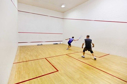 Máhindra ÍvyLush
Amenities - Squash Court